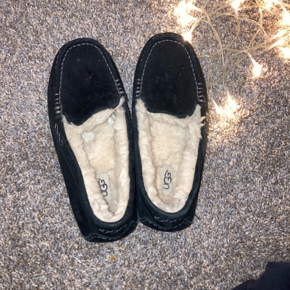 UGG moccasin